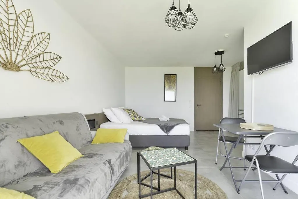 Ty Kaz O Studio Renove Avec Vue Mer Et Plage Belle-Allee 0*,